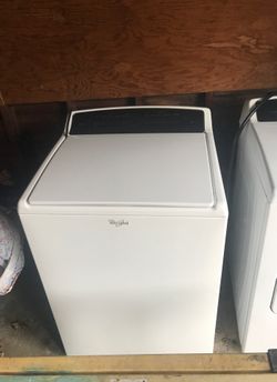 Whirlpool washer and dryer like new