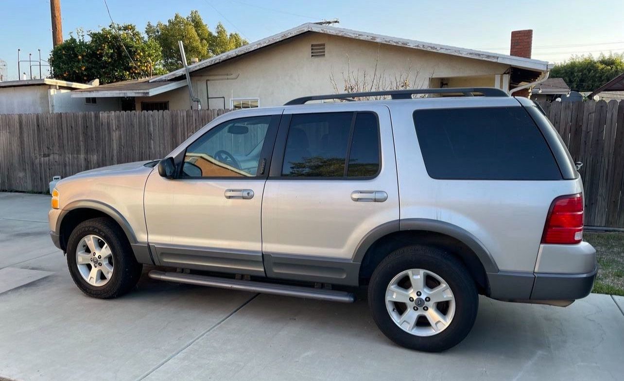 2003 Ford Explorer