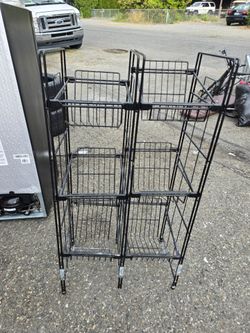 Metal Wire Rack with 6 Baskets
