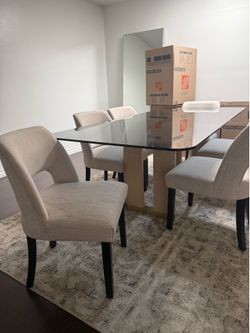 7 piece Dining Room Table