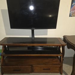 TV Stand With 42 Inch TV, 