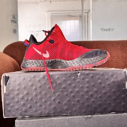 Nike Men’s Basketball Shoe