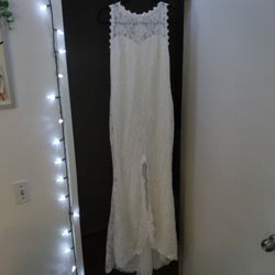 Brand New Wedding Gown. Never Worn. $60.00