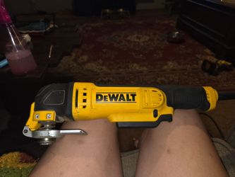 DEWALT DWE315 Corded Oscillating Multi-Tool