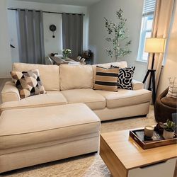 Sofa/Couch with Ottoman- RoomsToGo