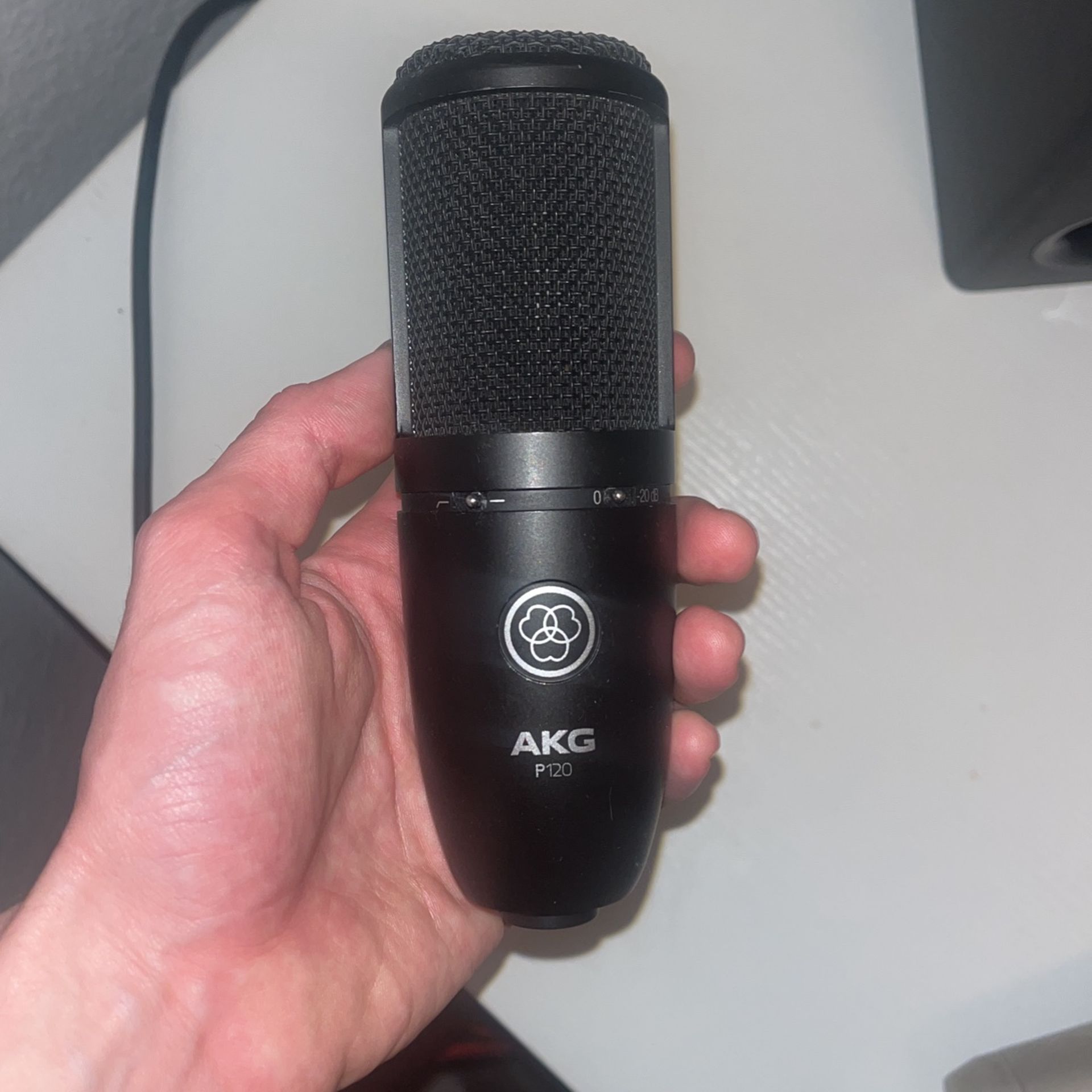 Akg P120 Mic