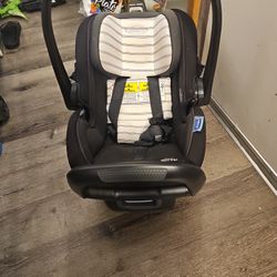 Graco Car Seat