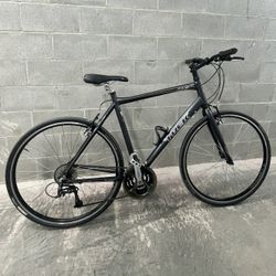 Trek 7.3 FX Hybrid Bike – 57 cm – 24 Speed – Rim Brakes