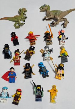 19 legos ninjago jurassic Park