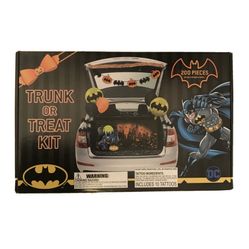 NEW!! BATMAN DC Halloween Trunk Or Treat Party Decorations Kit 200 Pieces