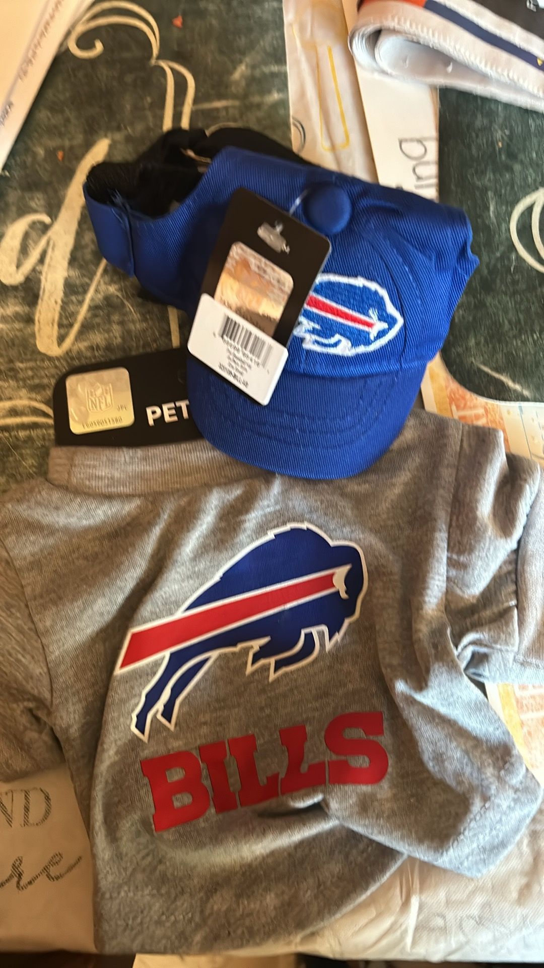 buffalo Bills Hat and Pet Tshirt