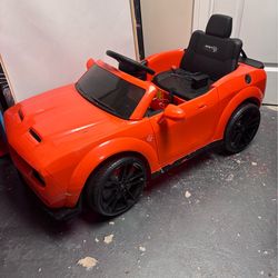 Dodge Challenger car