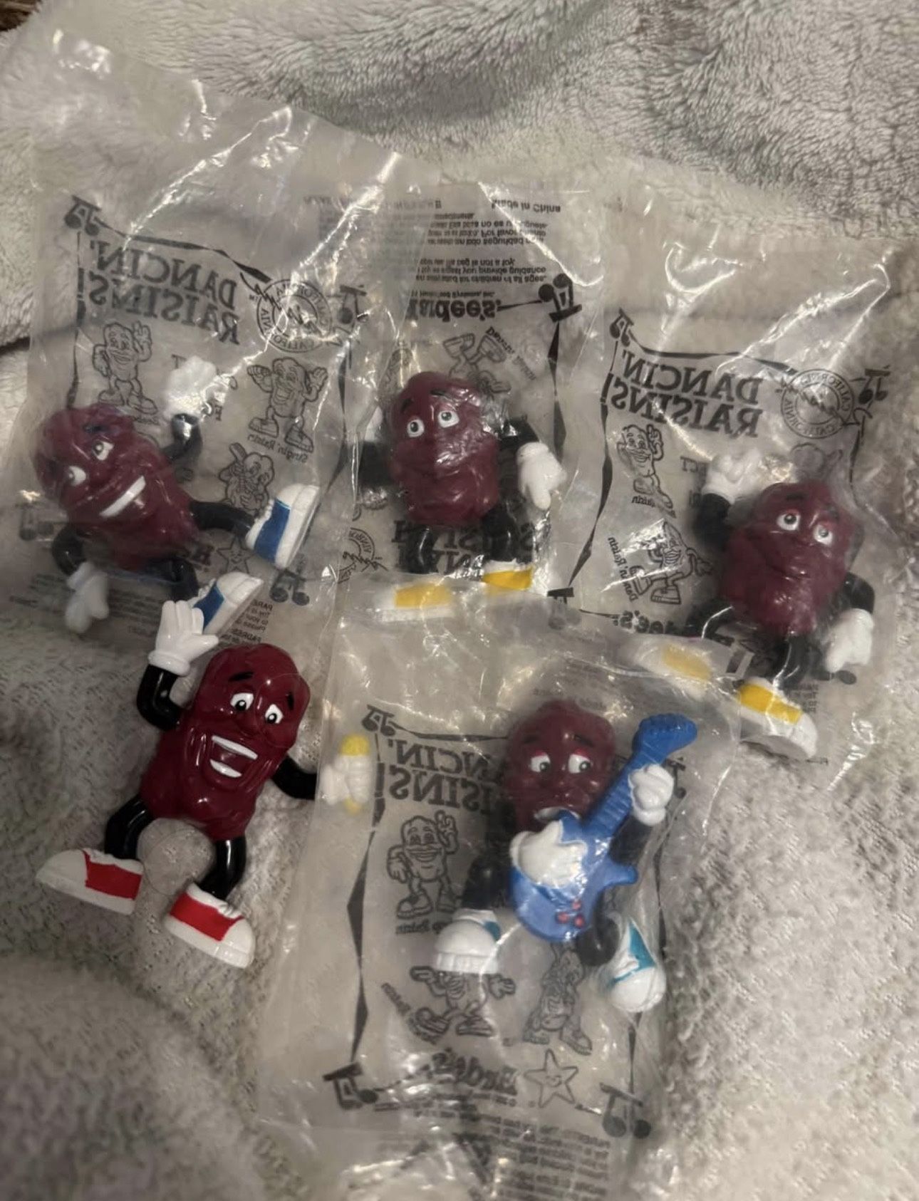 Set of Dancing Raisins Hardee’s 2001