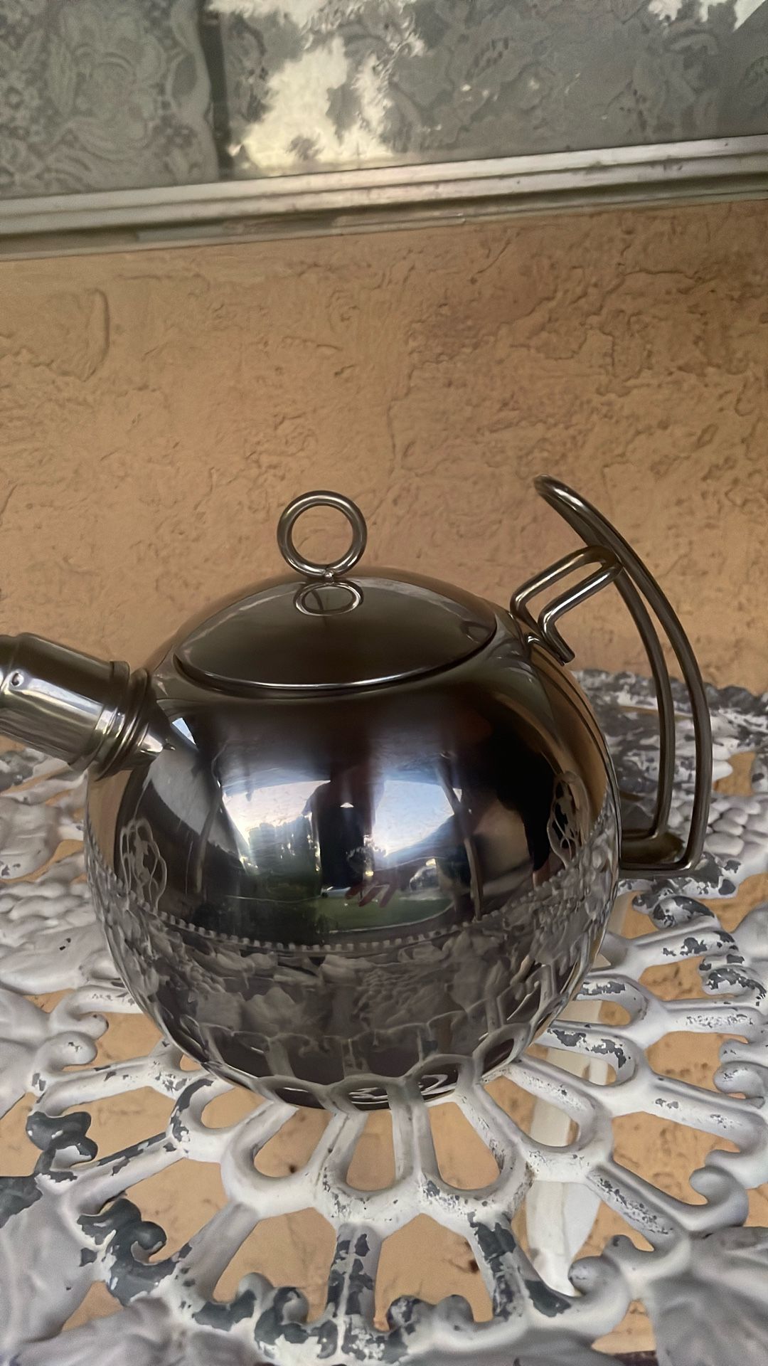 Silver Kettle