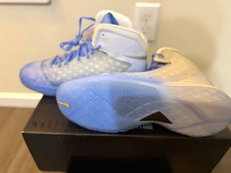 Kobe 3 Protro Christmas 10.5