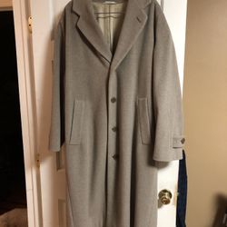 Men’s Hugo boss 100% virgin wool trench coat