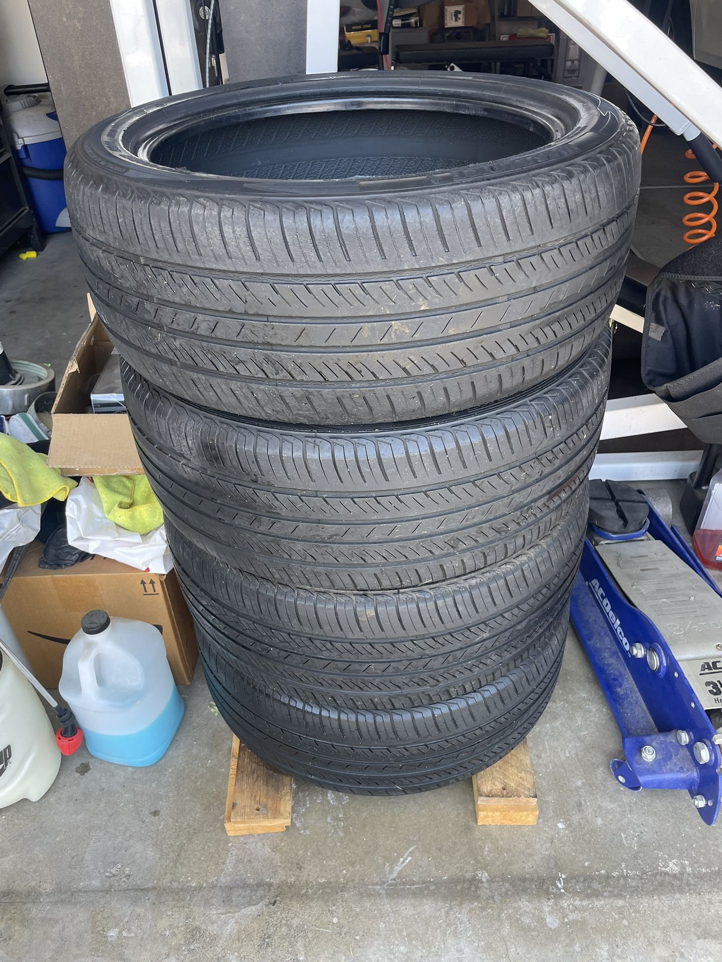 205/50R17 Tires