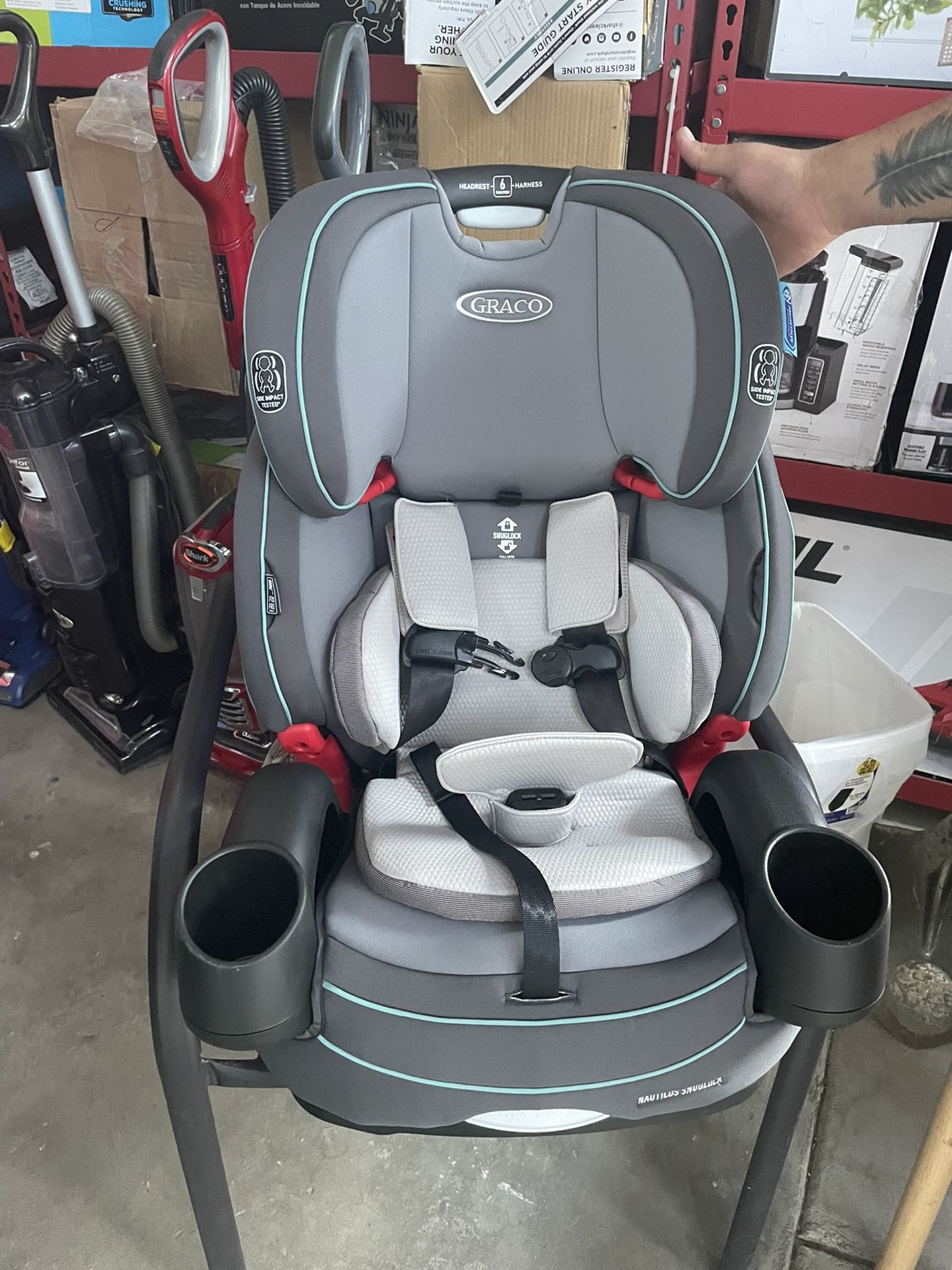 Graco Nautilus Snuglock  Car seat 