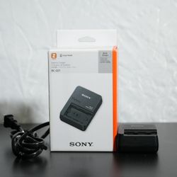 🔌 Sony Battery Charger (Official) – Negotiable price 