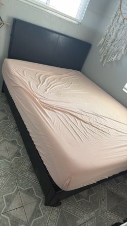 Full Size Bed With Box Spring And Mattress