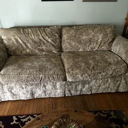 2 Piece Sofa Set With Free Bean Bag Chair. 