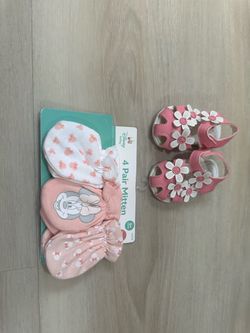 Baby Girl Sandals and Disney Mittens Set