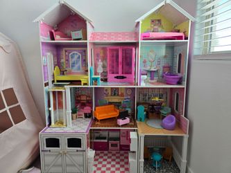 DOLL HOUSE WITH FURNITURE