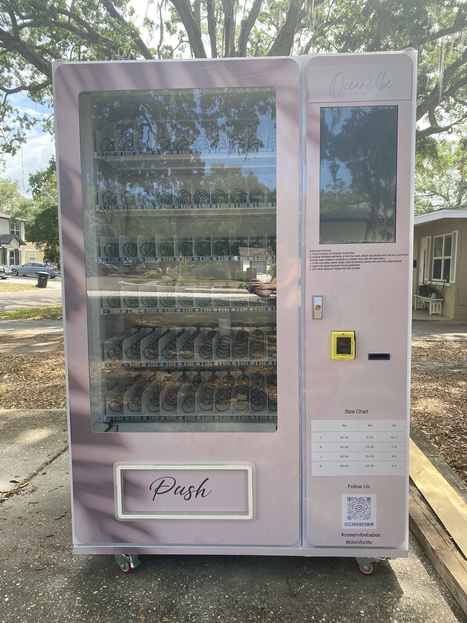 Digital Touch screen Vending Machine