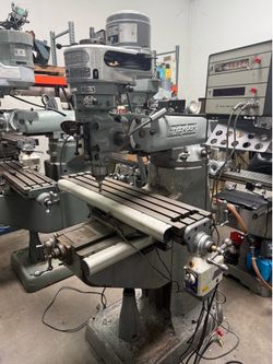 Bridgeport J-Head Vertical Mill Milling Machine #8074