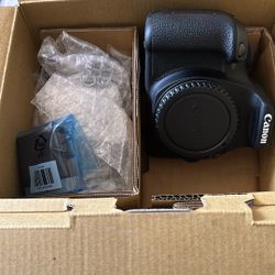 Cannon Rebel T7 Brand New In Box 