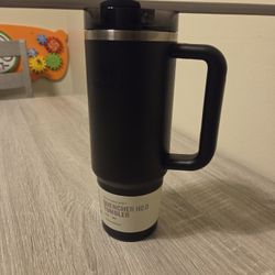 STANLEY ONLY $25 firm 