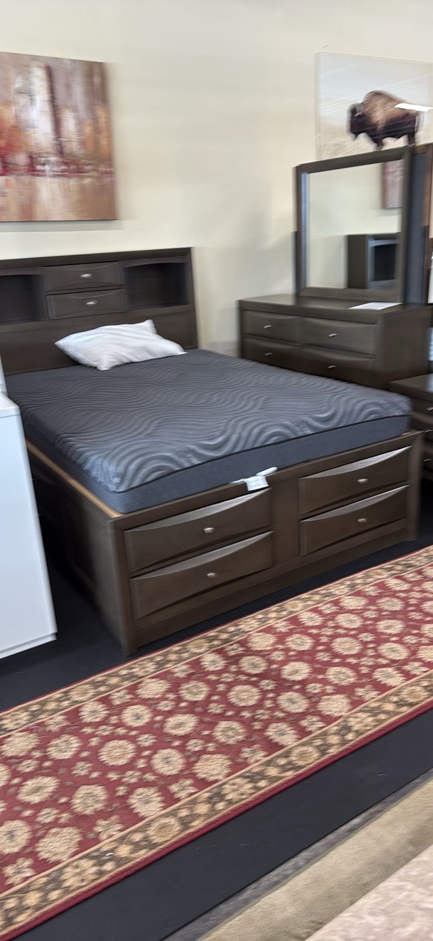 Queen Bed Room Set( Queen Bed Frame, Dresser, Mirror, 1 Night Stand On Sale