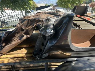 Damaged GMC Sierra 1500 Bed