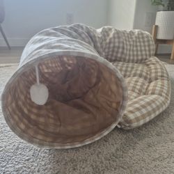Cat /Bunny Tunnel With Bed
