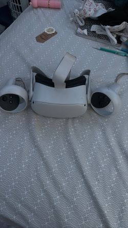 VR Headset - META QUEST 2