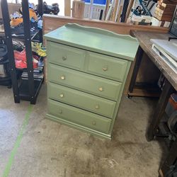 Dresser