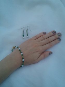 Bracelet and earrings set