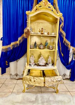 Antique curio