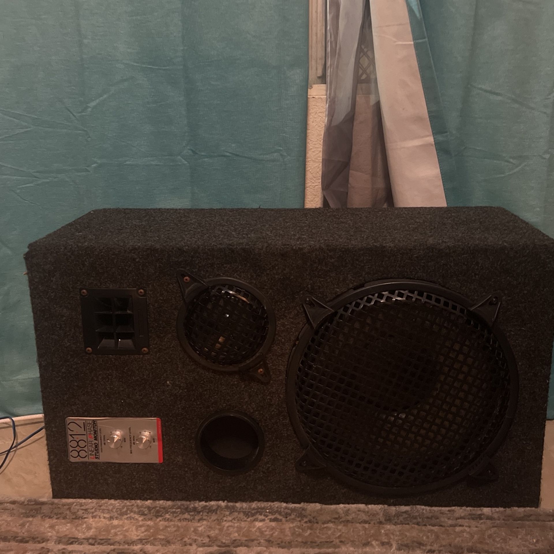 Vintage linear phase studio monitor 8810 Speakers Pair