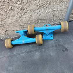 Skate Board Trucks W Deck 