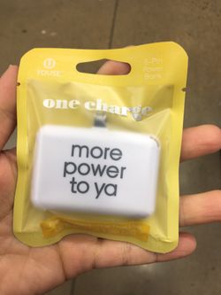 NWT 8 pin power bank