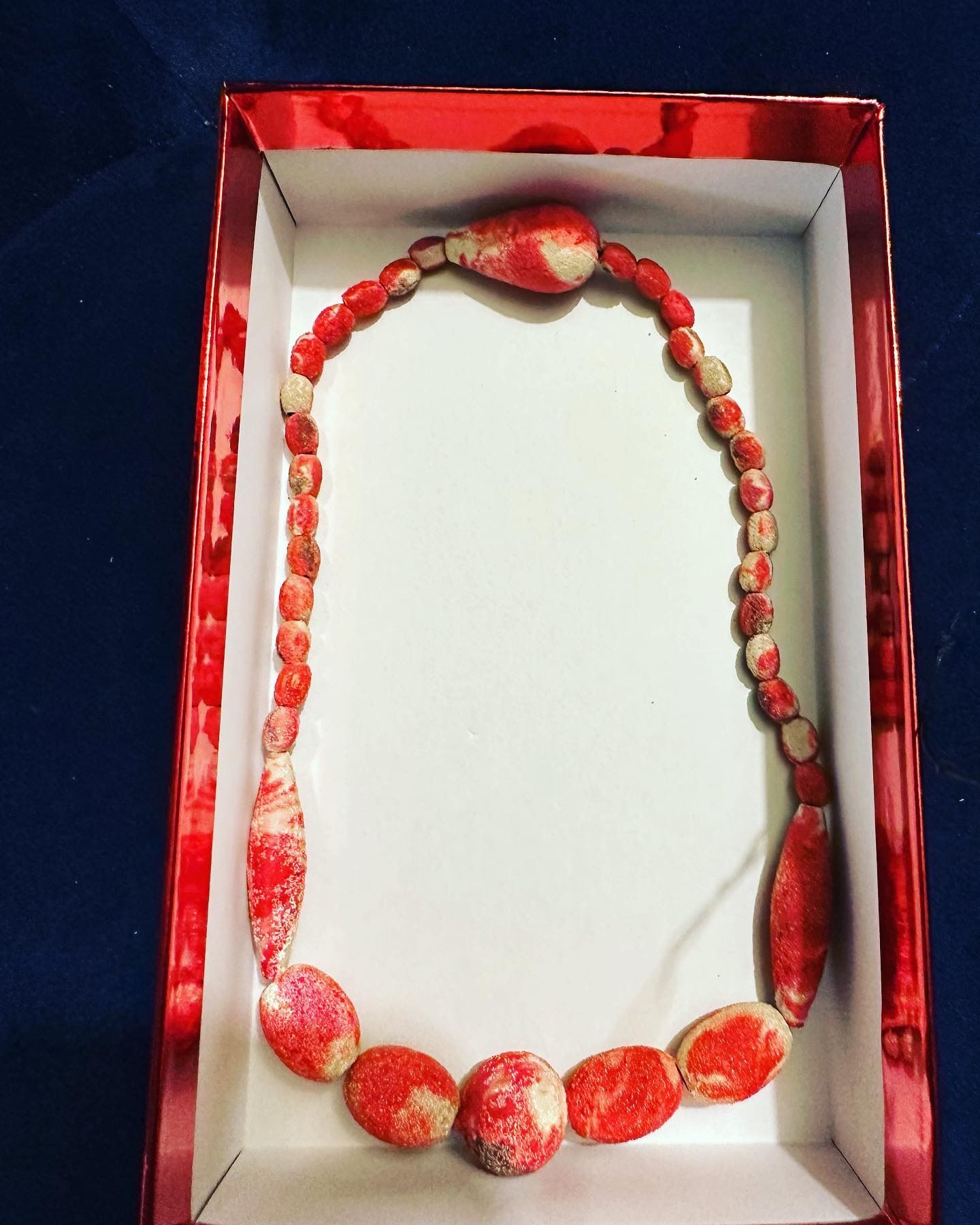 Beautiful red and white small lava necklace made with stretchy string for VALENTINES DAY! ❤️❤️❤️❤️❤️❤️❤️ LOCAL PICK UP or shipping! THANK YOU FOR YOUR