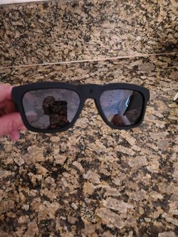 Oho Sunshine Video Glasses with Black Frame and Black Lens