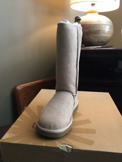 W Classic Tall UGG