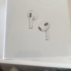 Brand new airpods 4
