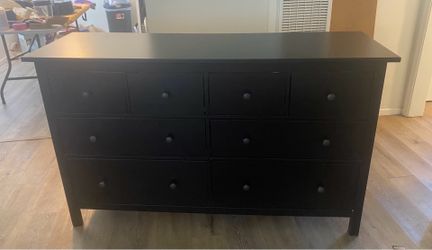Black 8 drawer Dresser
