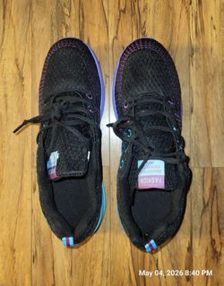 Womens Knit Breathable Sneakers, Black with Teal/Purple. Size 44
