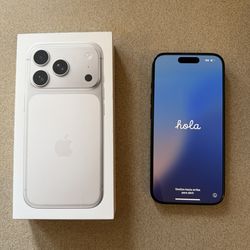 iPhone 15 Pro and 3 cases