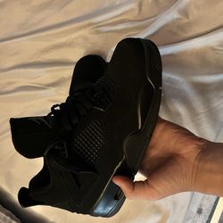 Jordan 4 Black Cats