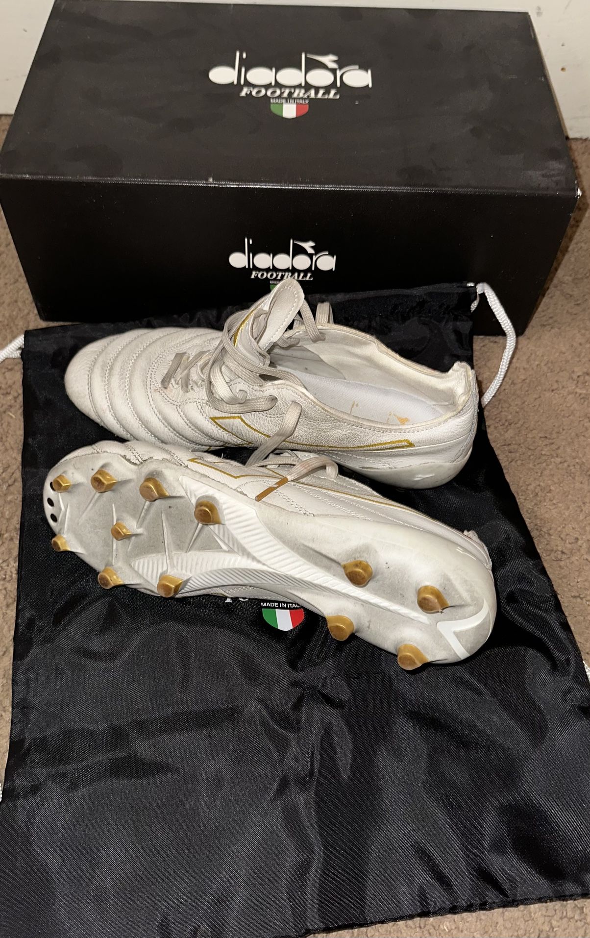 Soccer Cleats Size 6.5 Men’s